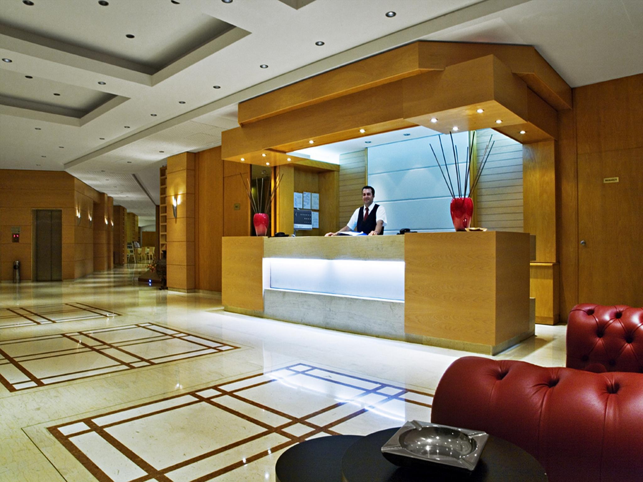 Athineon Hotel Rhodes City Екстер'єр фото