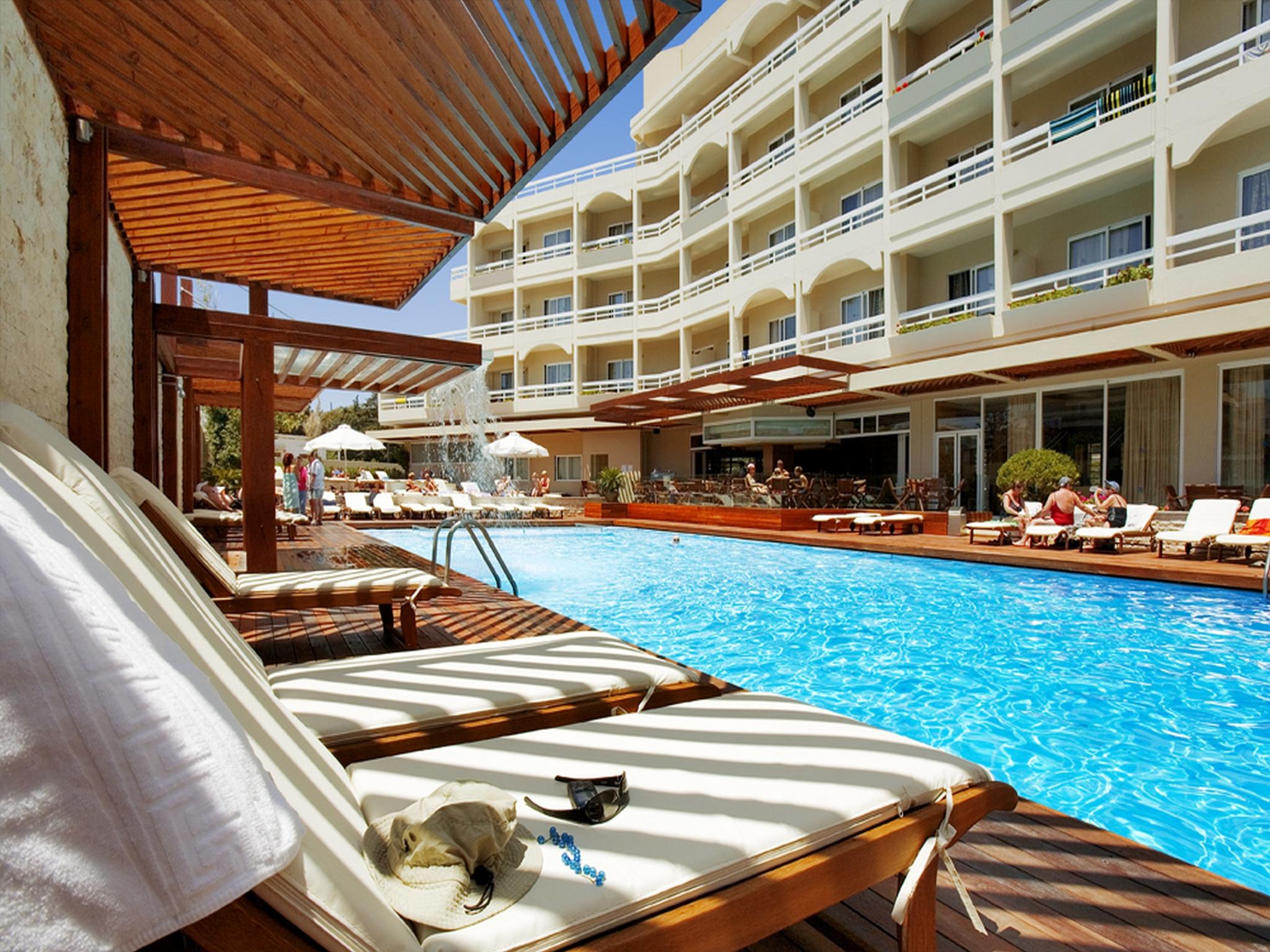 Athineon Hotel Rhodes City Екстер'єр фото
